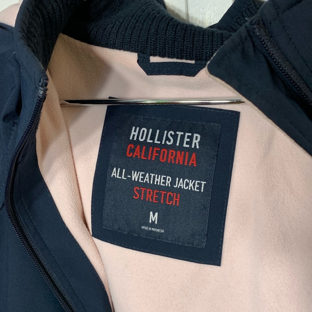 Hollister Jacket 🌙🌙🌙 - Picture 4 of 4